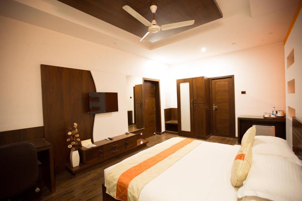 Chola Serviced Apartment Tiruchirappalli Extérieur photo
