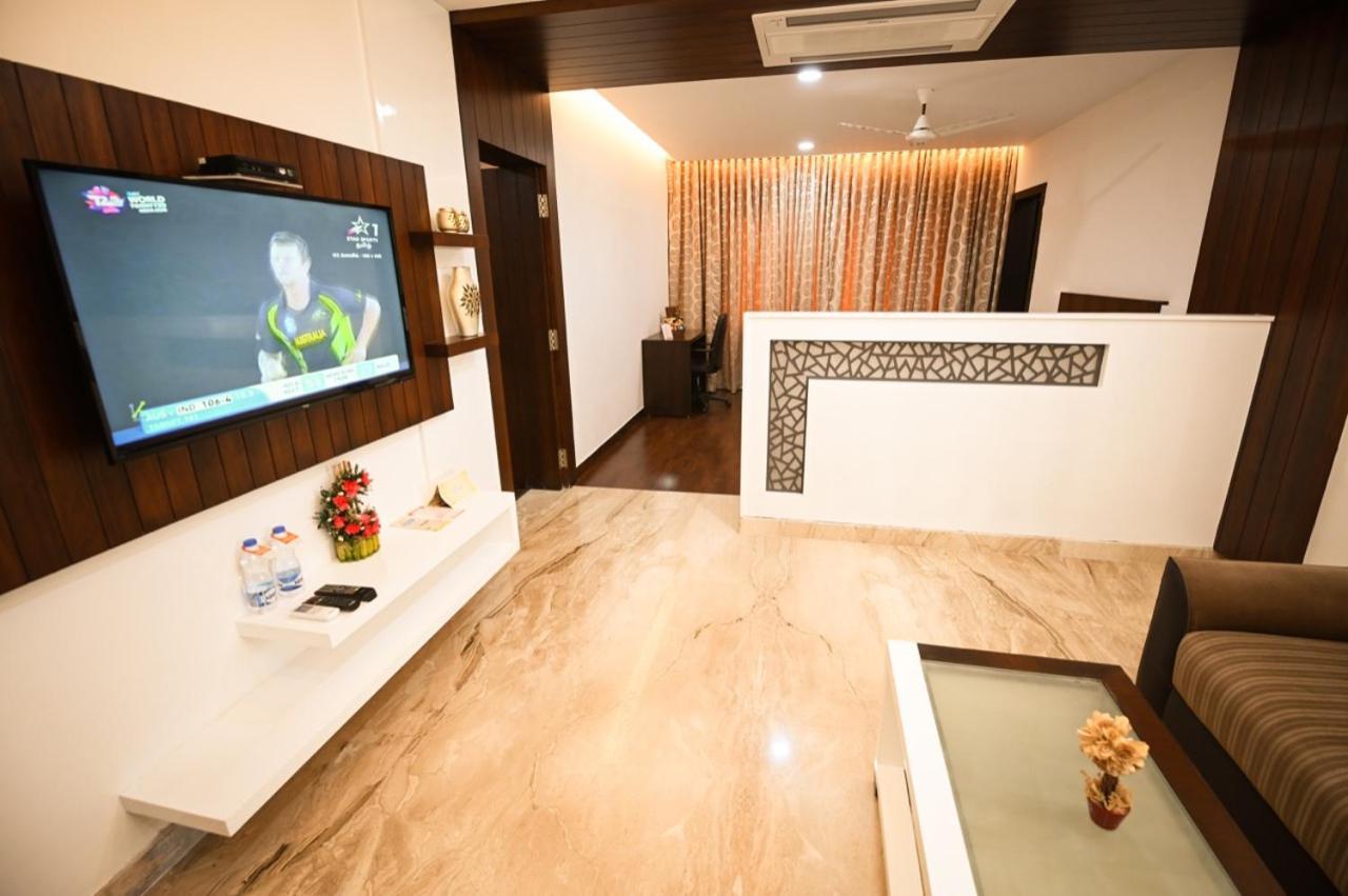 Chola Serviced Apartment Tiruchirappalli Extérieur photo
